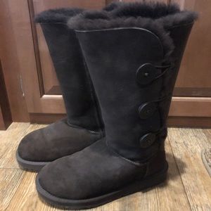 UGG Bailey Button Triplet II